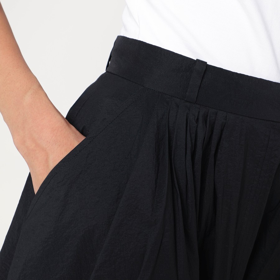 スカート MKDT STUDIO Novo pleated skirt in black MKDT Studio Novo pleated skirt in black | TheDoubleF