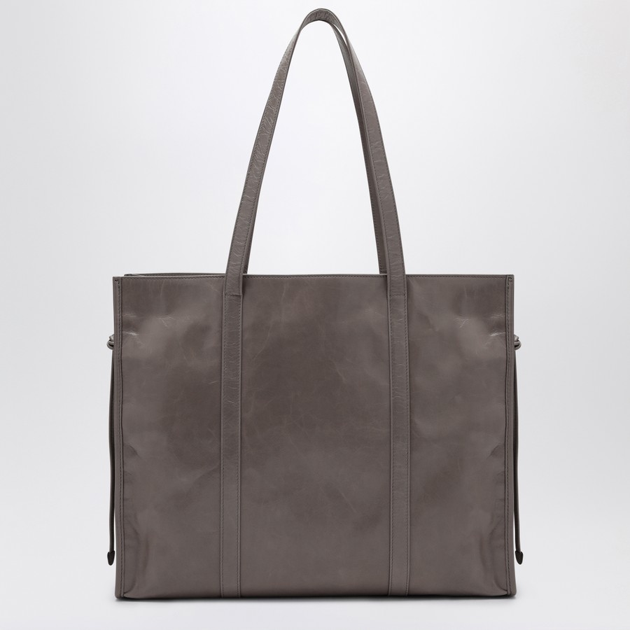 VIP.PRADA Medium leather shopping bag 関税送料込 Prada Medium Leather Tote Bag With Zipper Closure - Loschi
