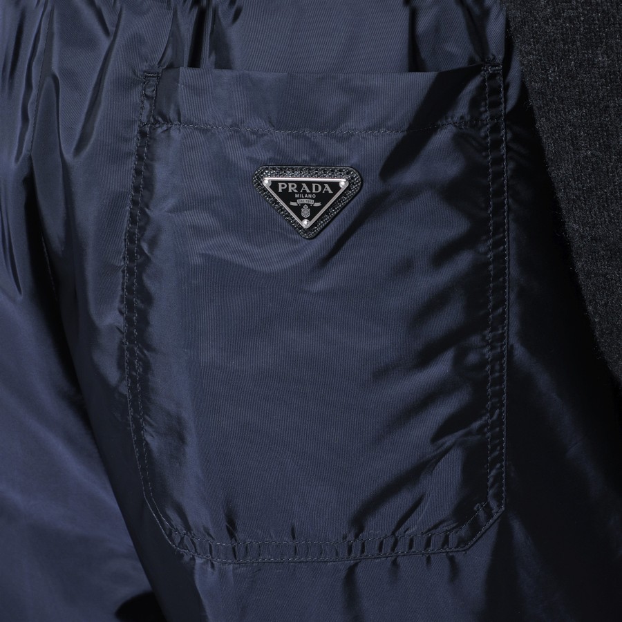 パンツ PRADA BLUE TROUSERS IN RE-NYLON 19917377_44669007_1000.jpg