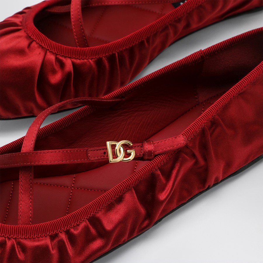 フラットシューズ Dolce & Gabbana CB0258AD160 Ballerinas Dolce&Gabbana Red satin ballerinas | TheDoubleF