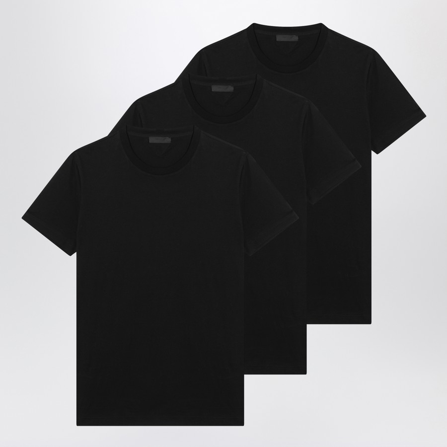 Tシャツ・カットソー PRADA SET OF THREE BLACK COTTON T-SHIRTS Prada Set of three black cotton T-shirts | TheDoubleF