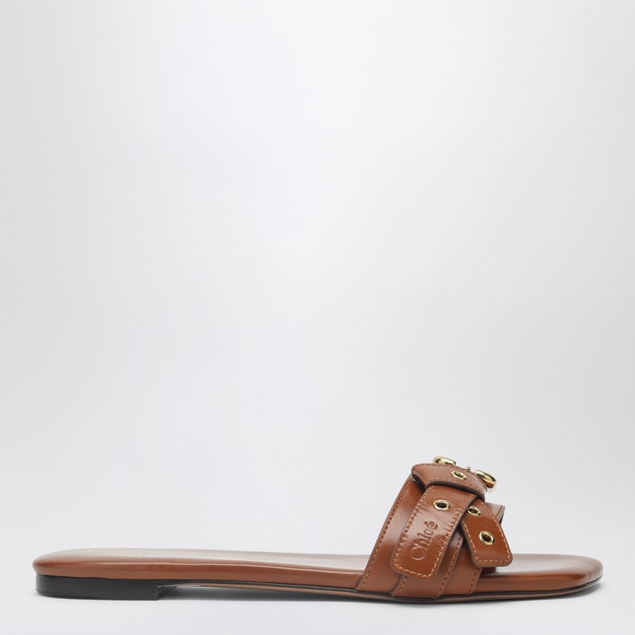 Chloe メイノットティテルスライト CHC25S08NQJ 001 Chloé Clay brown low heel shoes in leather | TheDoubleF