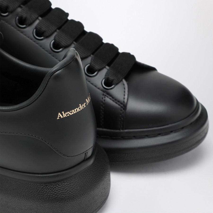 スニーカー ALEXANDER MCQUEEN Men Sneakers 553680WWAAN 1002 Black Alexander McQueen Sneaker Oversize black | TheDoubleF