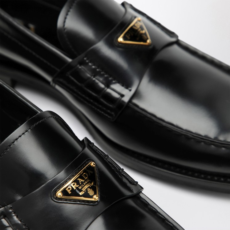 PRADA BRUSHED LEATHER LOAFERS SS25【新作】 Black Brushed leather loafers | PRADA