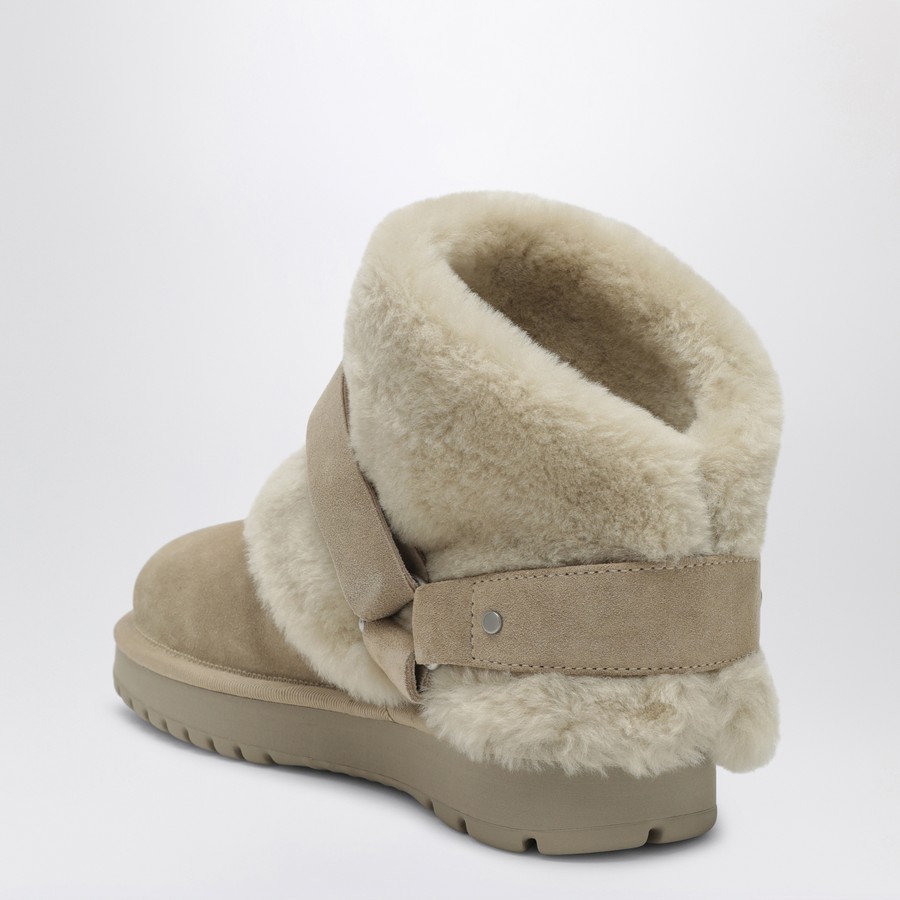 ショートブーツ・ブーティ Burberry Chubby  Boots In Suede And Beige Shearling Burberry Suede And Shearling Chubby Boots, Brand Size 43