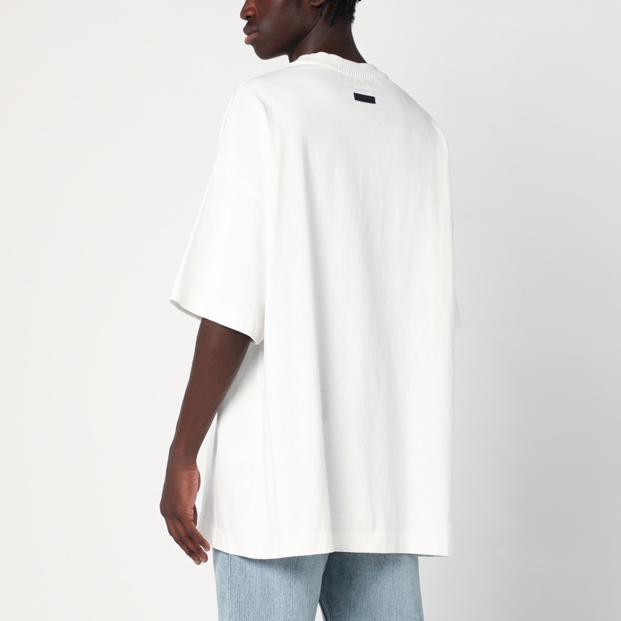 FEAR OF GOD｜ (FGE2505101HWJ WHITE) FEAR OF GOD FG' Logo T-shirt White/Black Men's - FW18 - US