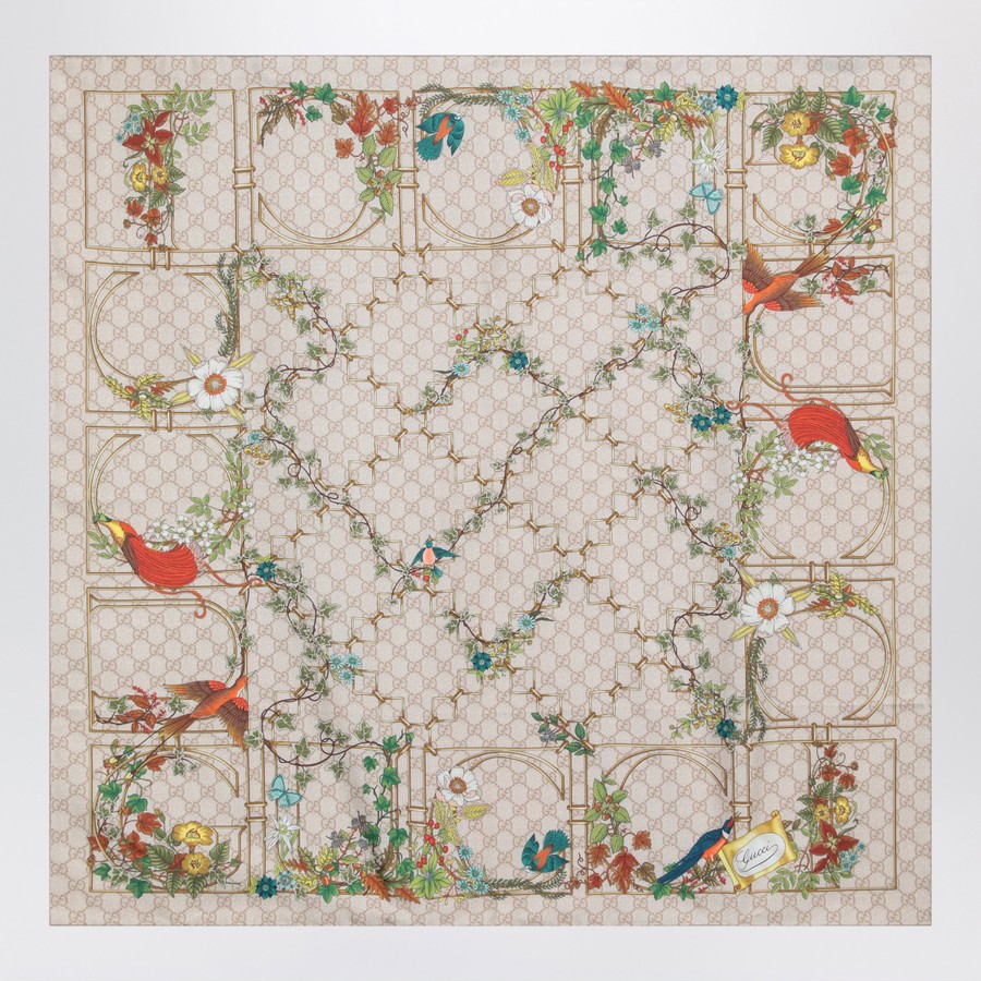 スカーフ GUCCI Woman Neck scarf Cream 7770663G001 9300 GUCCI Silk scarf with Flora print | TheDoubleF