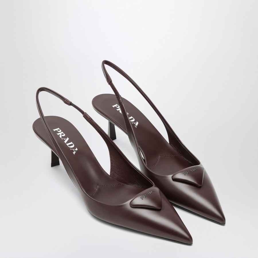 パンプス PRADA BORDEAUX LEATHER SLINGBACK WITH DECOLLETE Prada Bordeaux leather slingback with décolleté | TheDoubleF