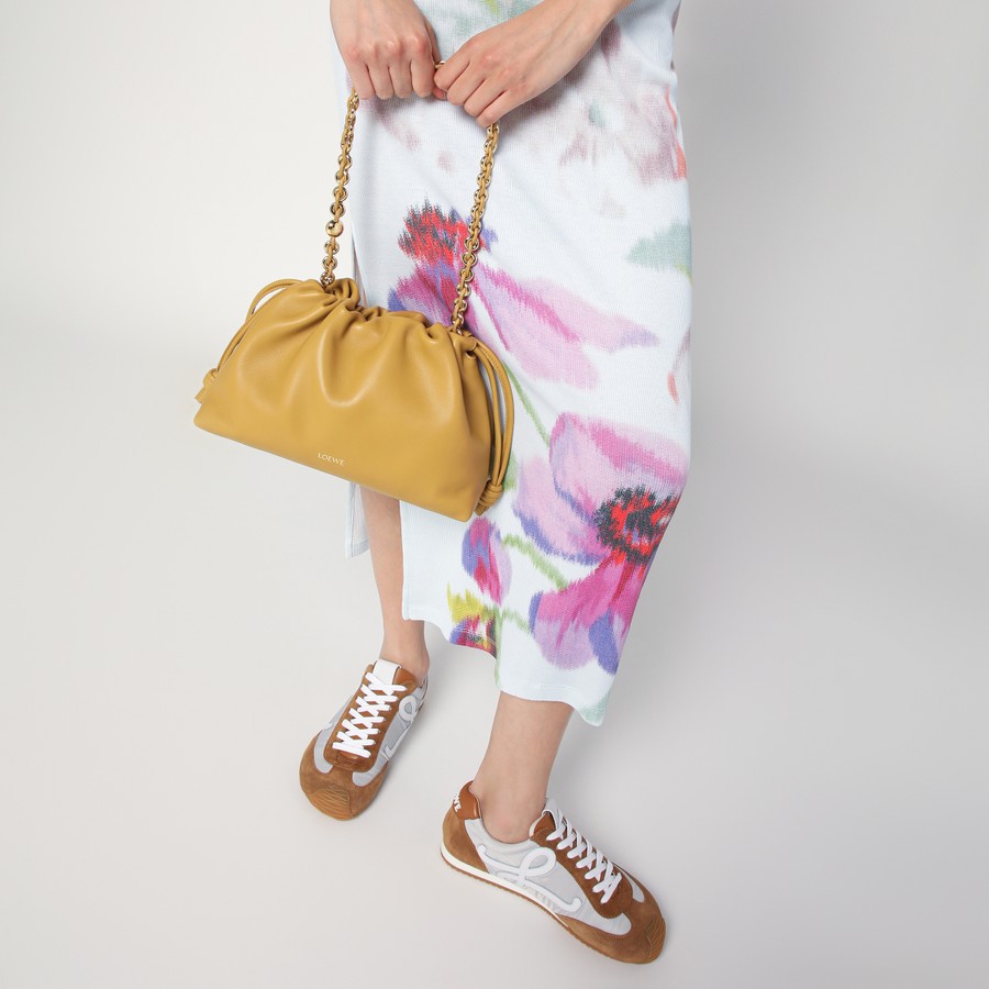 バッグ・カバンその他 Loewe Flamenco Purse medium Sahara colour Loewe Flamenco Purse medium Sahara colour | TheDoubleF