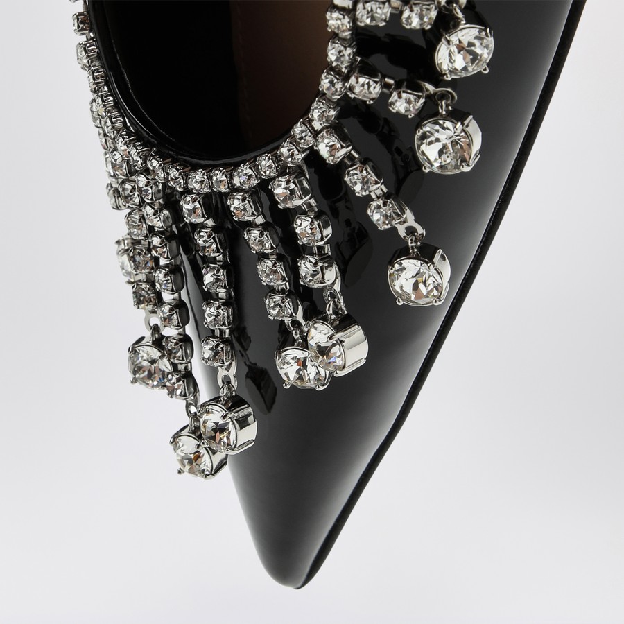GUCCI Black patent leather pump with crystal chain | TheDoubleF