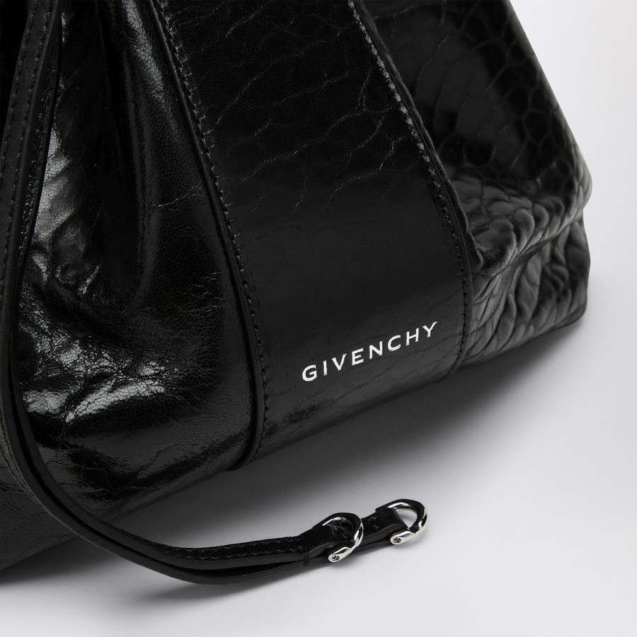 【関税＆送料込み】Givenchy Pumpkin Medium Bag In Cracked P Medium Pumpkin bag in crackled leather in - ivory | Givenchy US