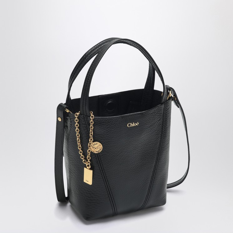 Chloé Saddle Horse Medal bag in hammered pink leather