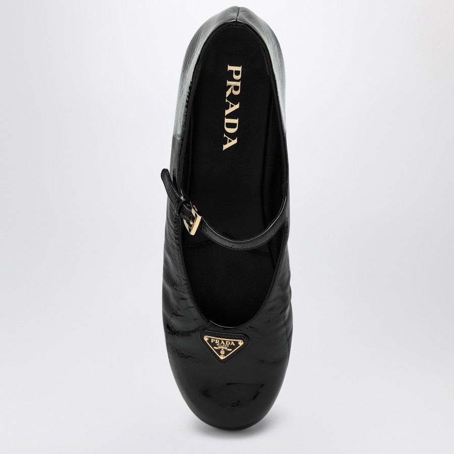 【PRADA】Black leather ballerina with logo triangle Prada triangle-logo Leather Ballet Flats | Black | FARFETCH