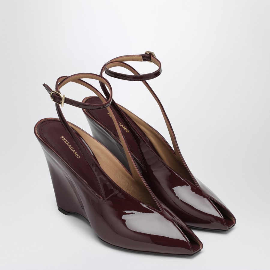 Ferragamo Sandalo peep toe con zeppa bordeaux TheDoubleF