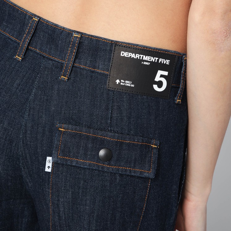 Women's straight-leg jeans by DEPARTMENT 5 | TheDoubleF