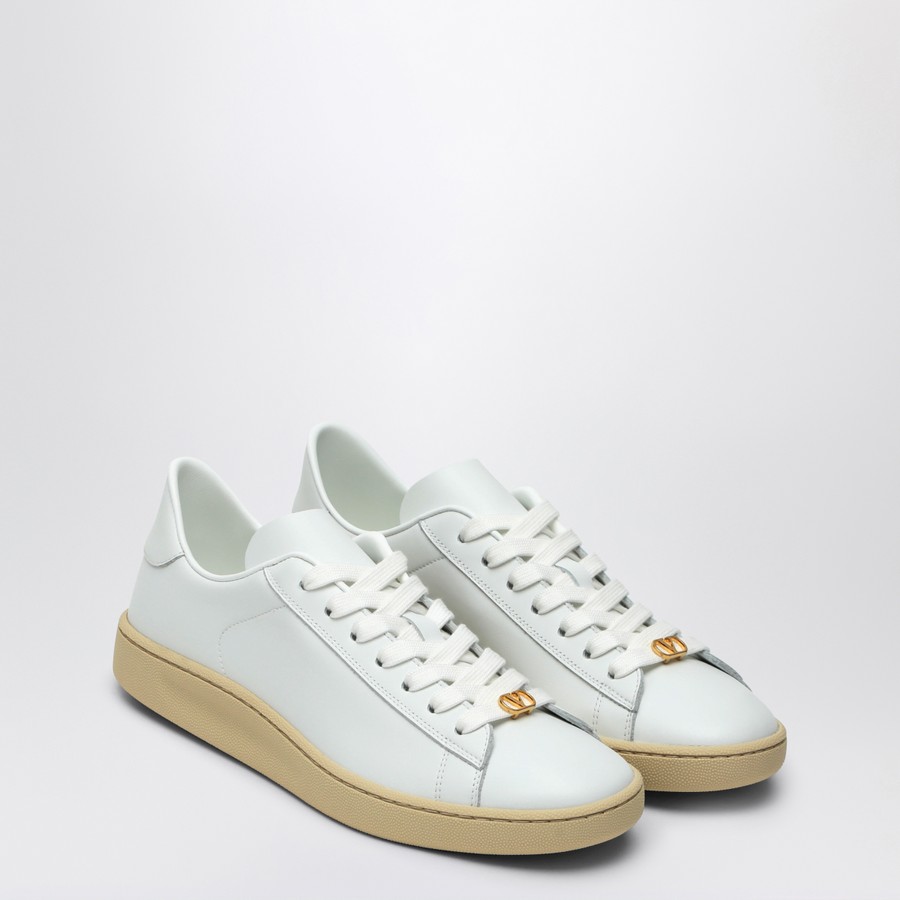 【関税&送料込】Valentino Garavani White Leather Royco Sneak Royco Sneaker In Nappa Calfskin for Woman in White