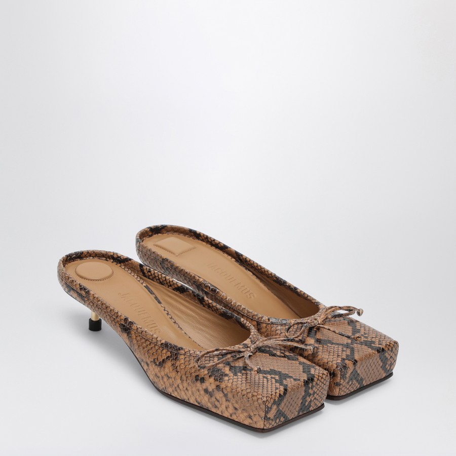 シューズ・サンダルその他 JACQUEMUS Le Ballet square mule in brown python effect JACQUEMUS Le Ballet square mule in brown python effect