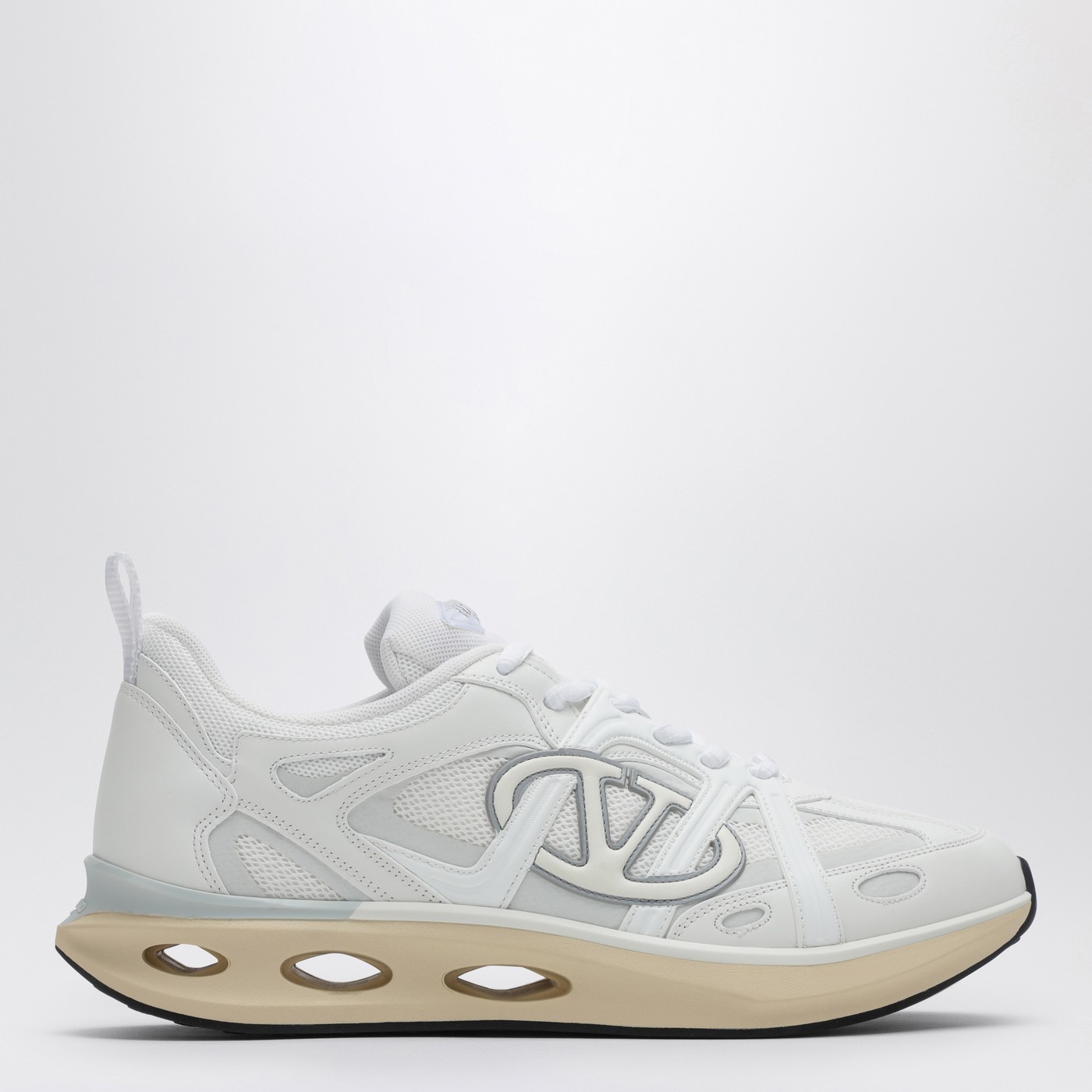 Valentino Garavani Vlogo Easyjog white/grey sneakers | TheDoubleF