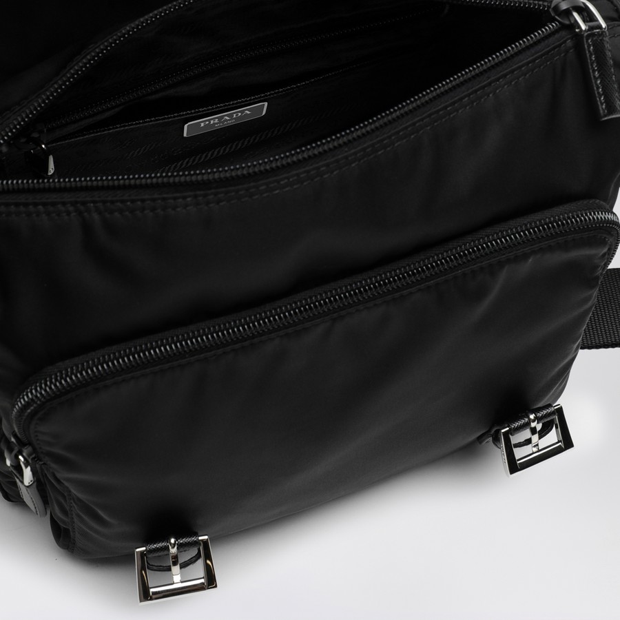 VIP価格PRADA Black Re-Nylon and leather crossbody bag 関送込 Prada Black Re-Nylon/Leather Crossbody Messenger Bag 2VD034