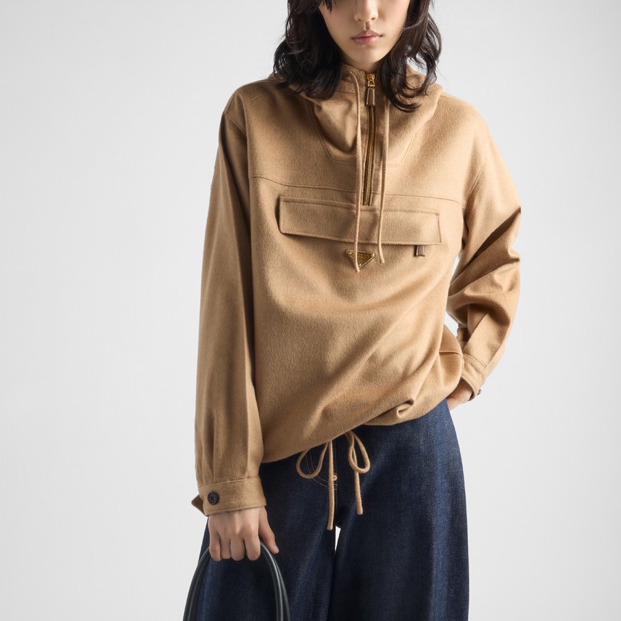 PRADA プラダ キャメルヘア アノラック アウター P551OQ Prada Lightweight jacket with hood in camel | TheDoubleF