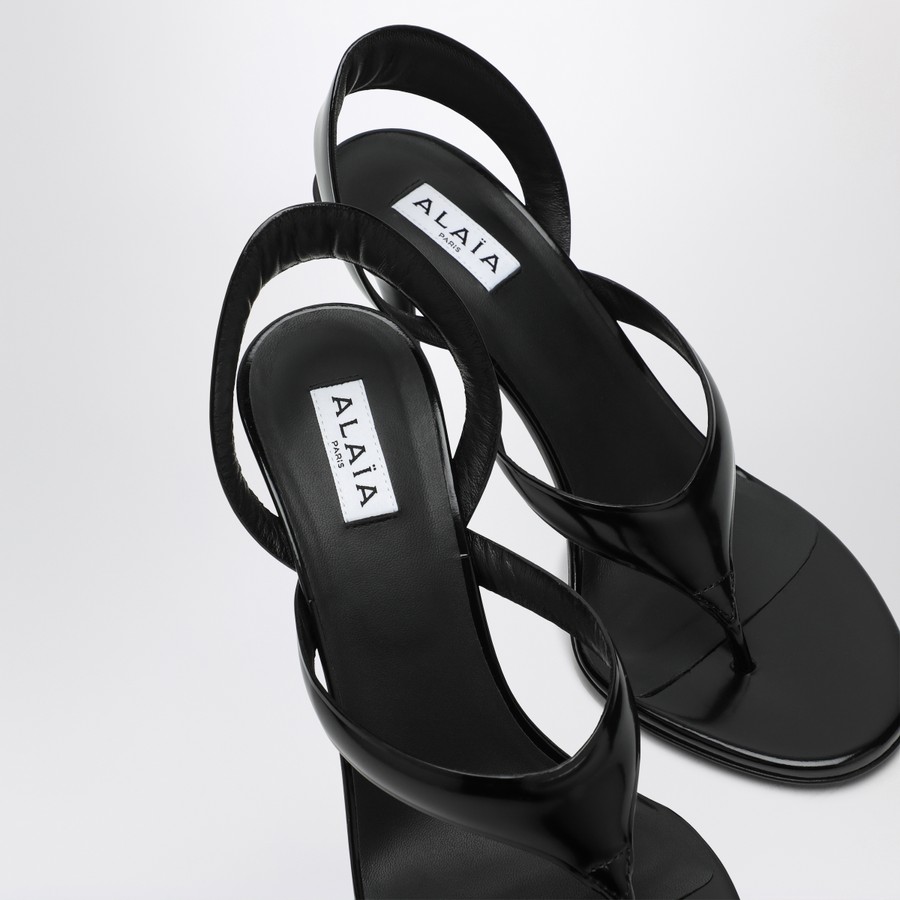 Alaïa Black leather flip-flops | TheDoubleF