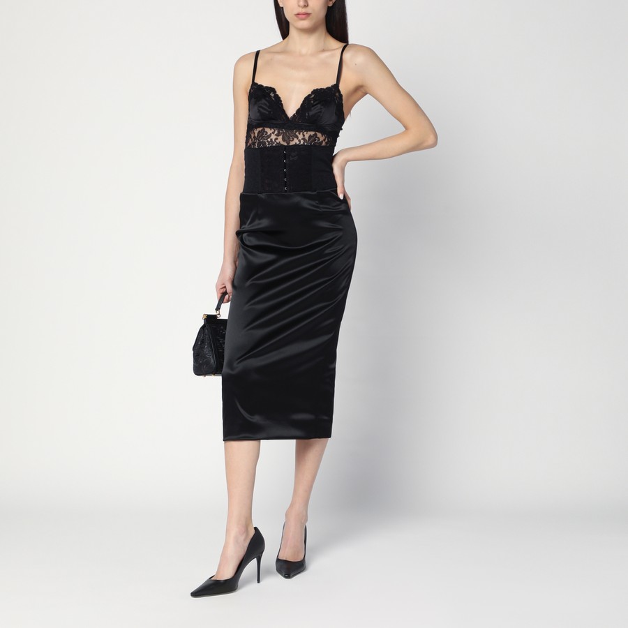 【関税&送料込み】Dolce & Gabbana Midi Skirt With Corset B Dolce&Gabbana Black midi skirt with corset belt | TheDoubleF