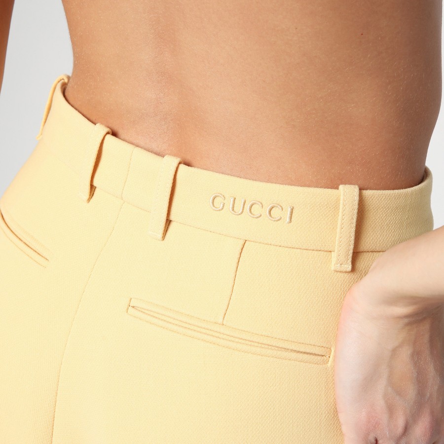 パンツ GUCCI CREAM COLOURED WOOL CREPE TROUSERS GUCCI Cream coloured wool crêpe trousers | TheDoubleF