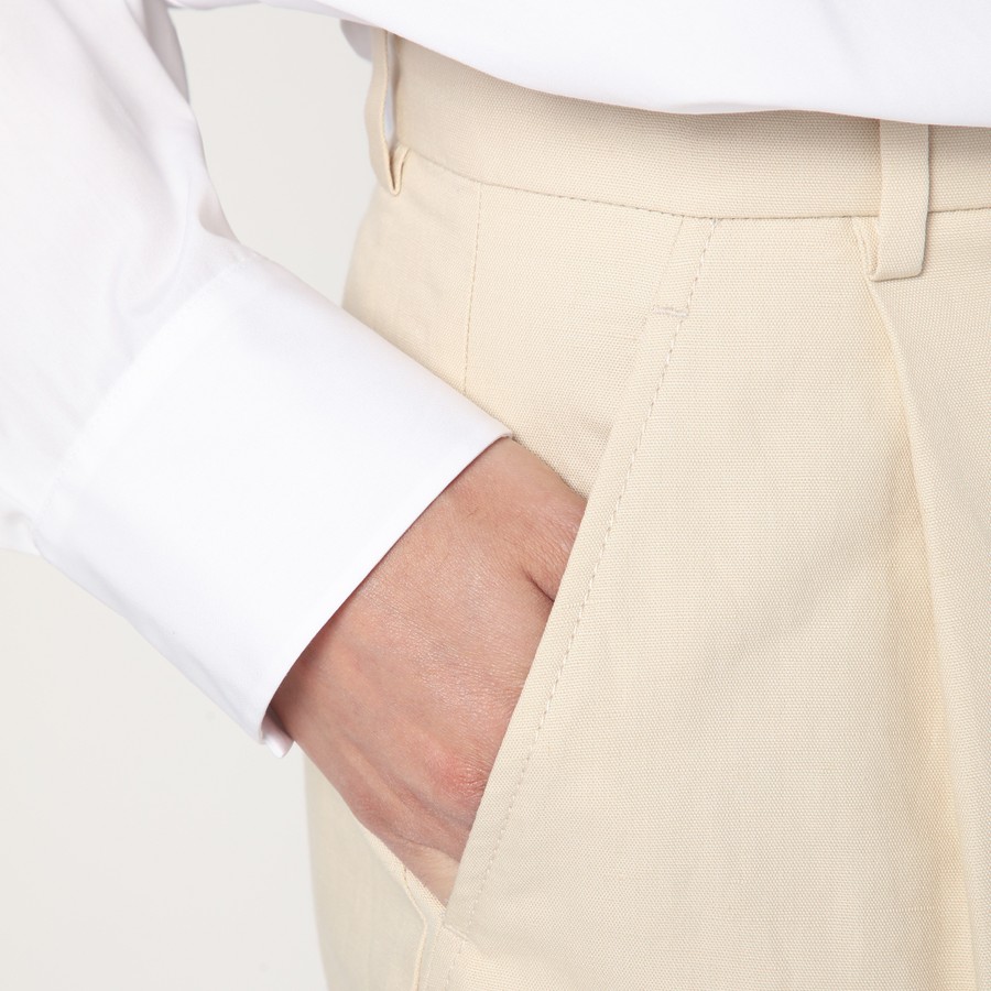 ショートパンツ Weekend Max Mara Beige Bermuda shorts in cotton and linen Weekend Max Mara Beige Bermuda shorts in cotton and linen