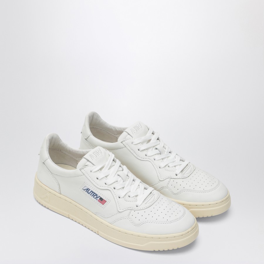AUTRY White Medalist sneakers in super soft nappa | TheDoubleF
