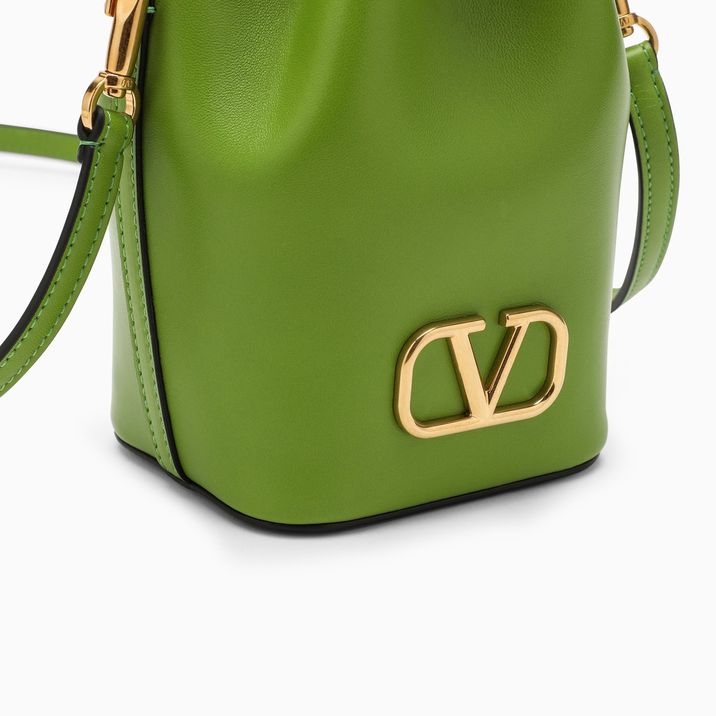 Valentino Sac seau en cuir vert Vlogo | TheDoubleF