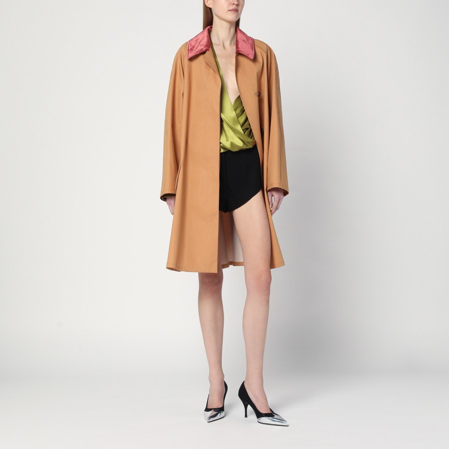 トレンチコート PRADA HONEY-COLOURED TRENCH COAT IN COTTON Prada Honey-coloured trench coat in cotton | TheDoubleF