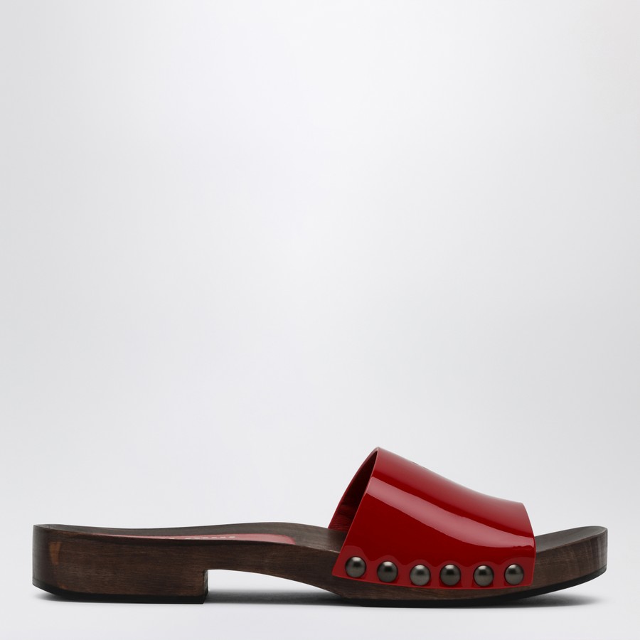 Miu Miu Red clogs in patent leather with logo | TheDoubleF
