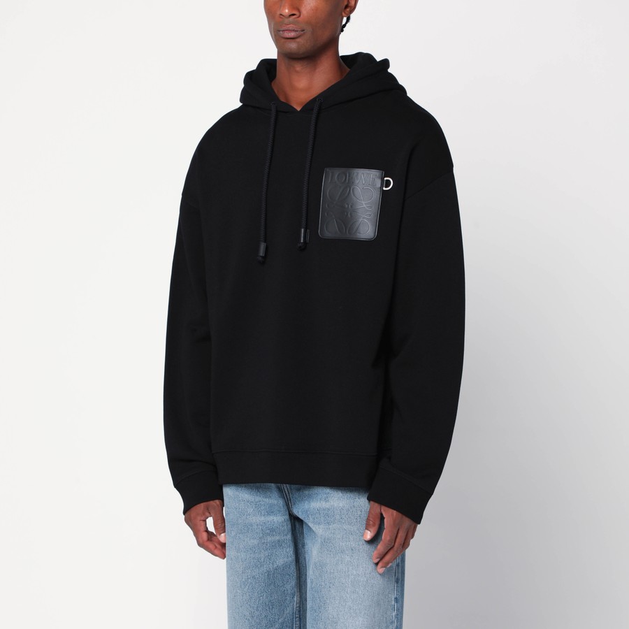 スウェット・トレーナー LOEWE BLACK SWEATSHIRT WITH ANAGRAM POCKET Loewe Black sweatshirt with Anagram pocket | TheDoubleF