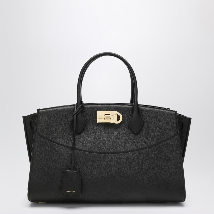 FERRAGAMO(フェラガモ) New Studio ブラックレザーバッグ Ferragamo The New Studio Small Box Leather Top-Handle Bag