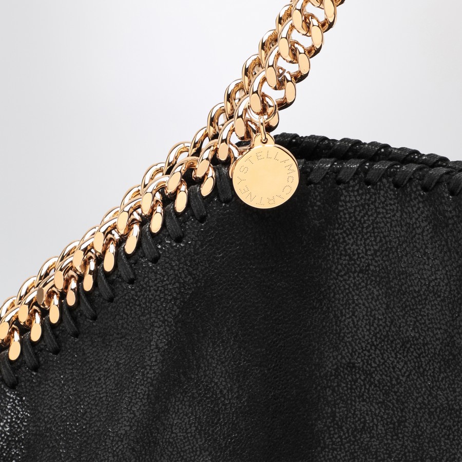 ショルダーバッグ・ポシェット STELLA MCCARTNEY Woman Shoulder bag Black 234387W9355 1000 Stella McCartney Black/gold Falabella Fold Over bag | TheDoubleF