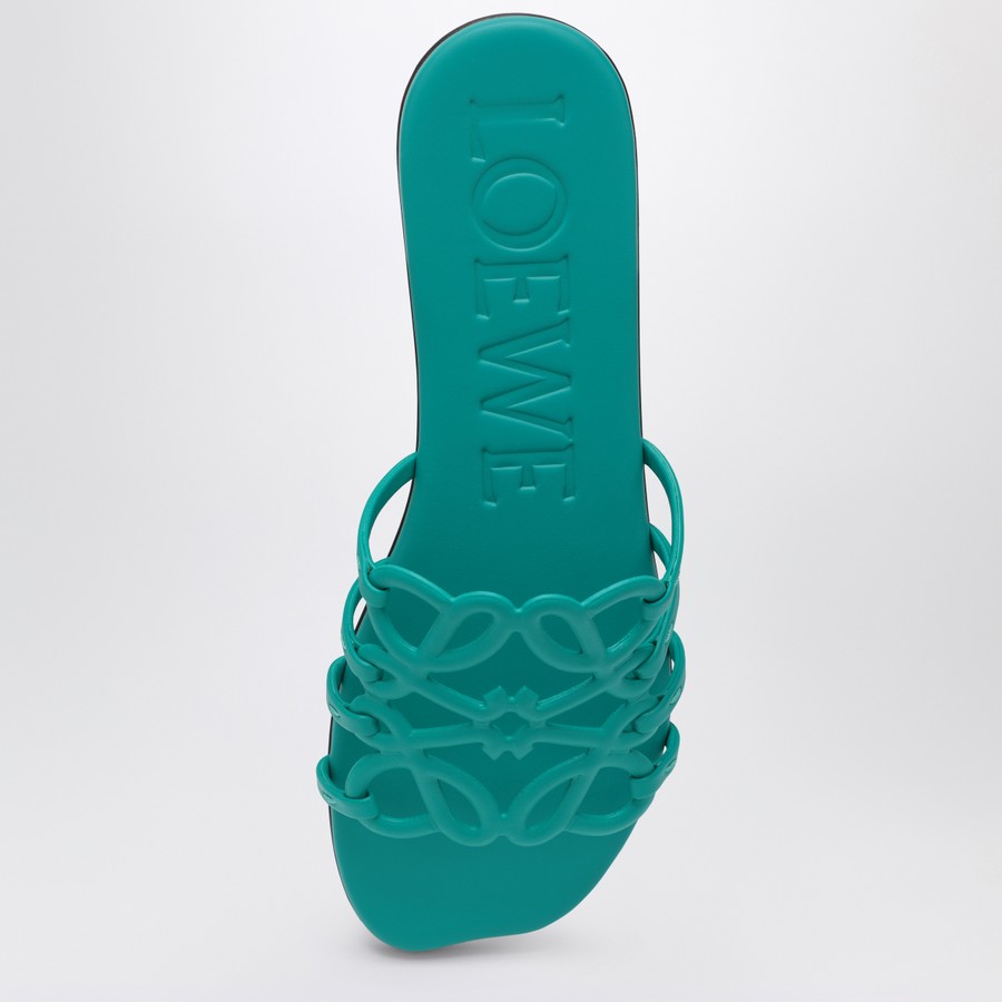 サンダル・ミュール LOEWE PETAL ANAGRAM TURQUOISE SANDAL Loewe Petal Anagram turquoise sandal | TheDoubleF