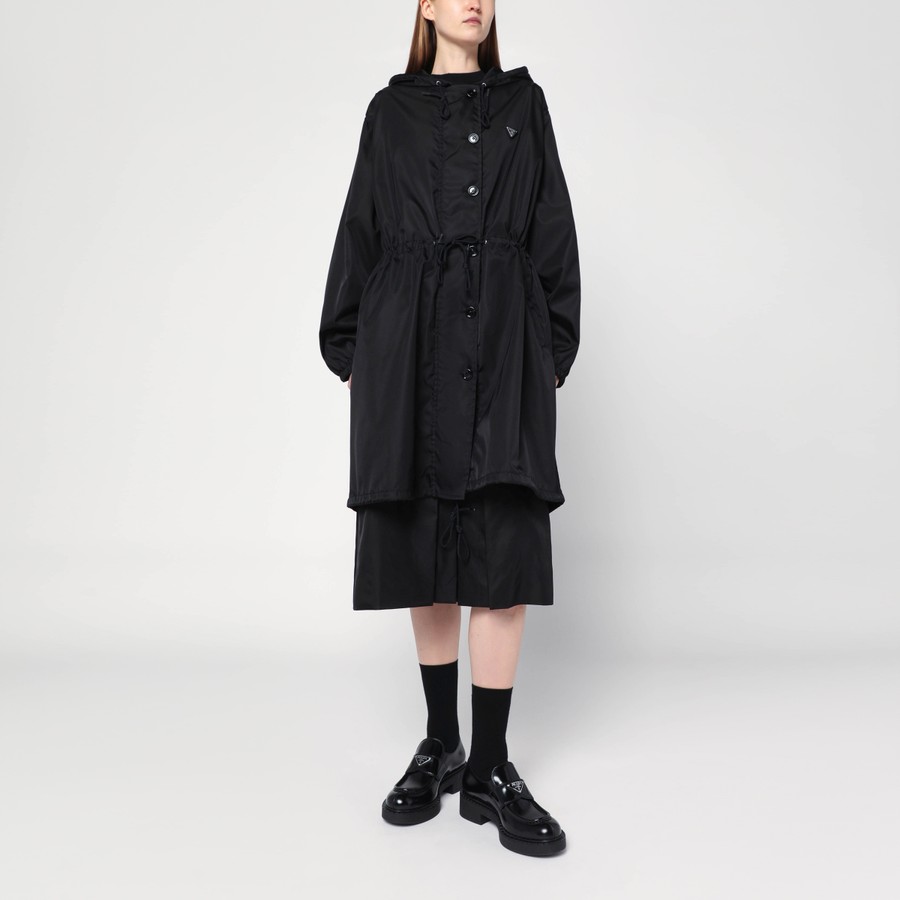 ジャケット・アウター 90s PRADA long coat black Prada Black raincoat in Re-Nylon | TheDoubleF