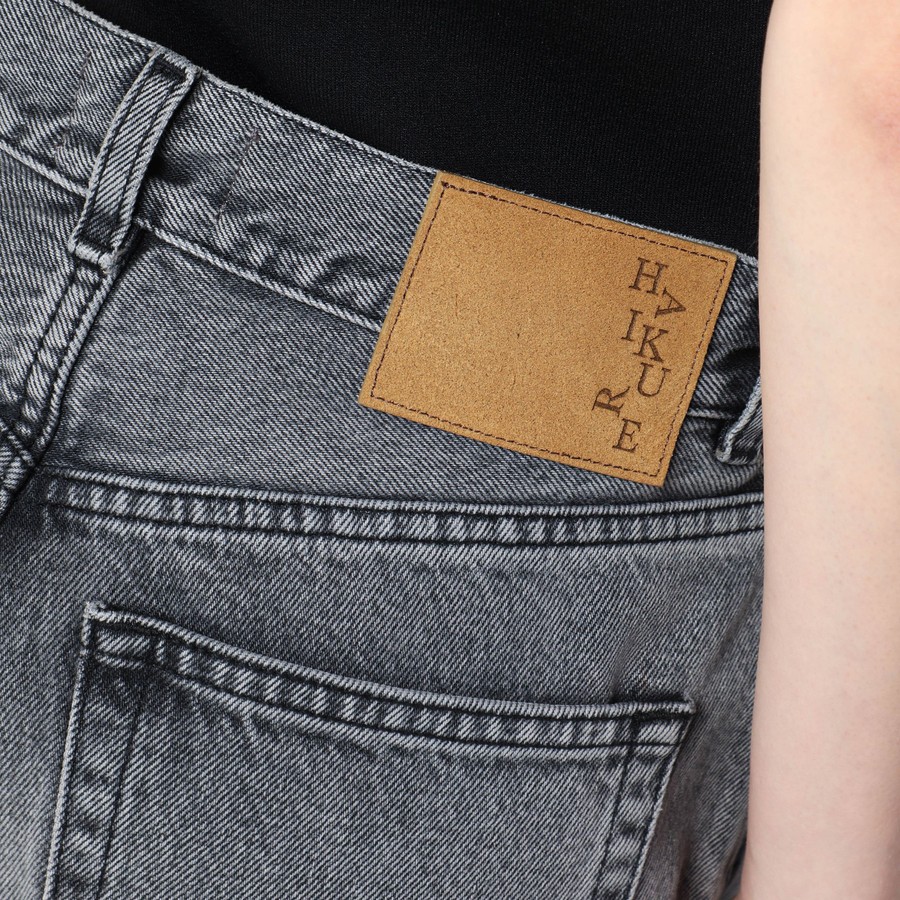 ボトムスその他 HAIKURE Grey washed effect Bethany jeans HAIKURE Grey washed effect Bethany jeans | TheDoubleF