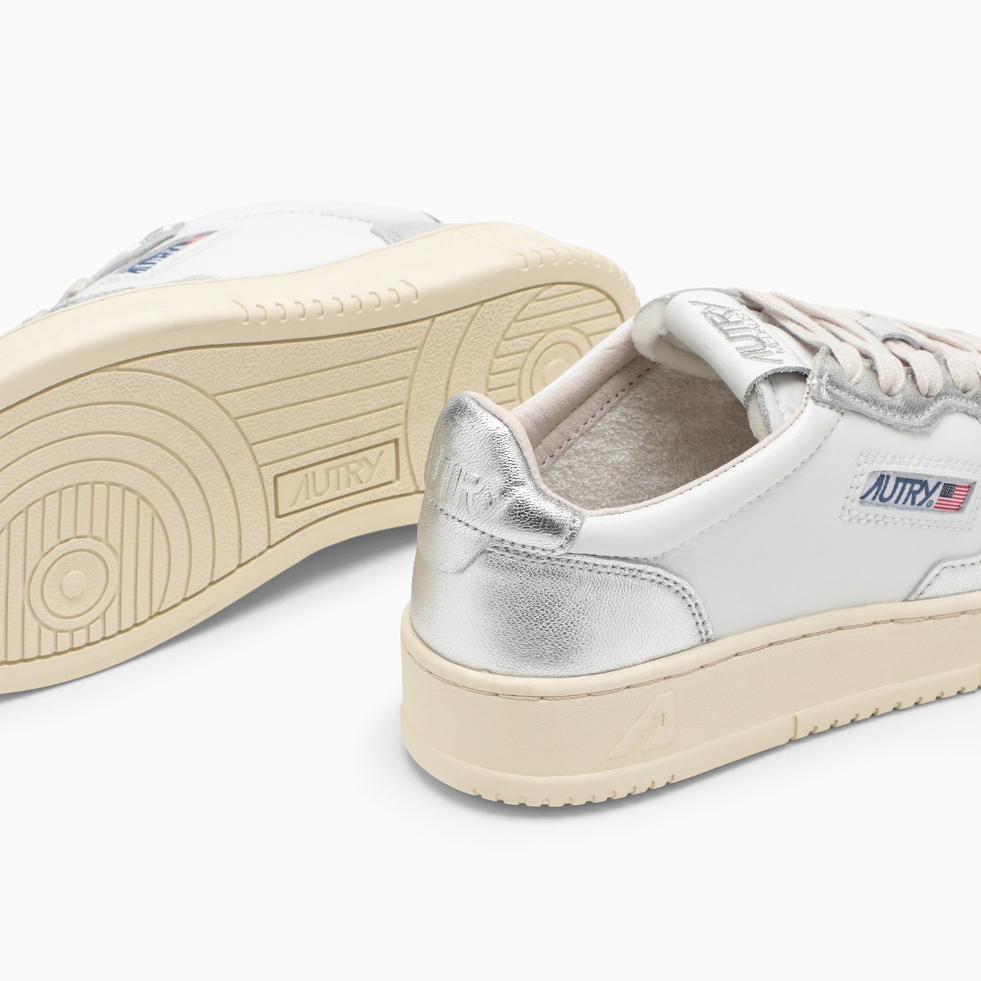 AUTRY Basket Medalist blanche/argent en cuir TheDoubleF AUTRY Basket Medalist blanche/argent en cuir TheDoubleF