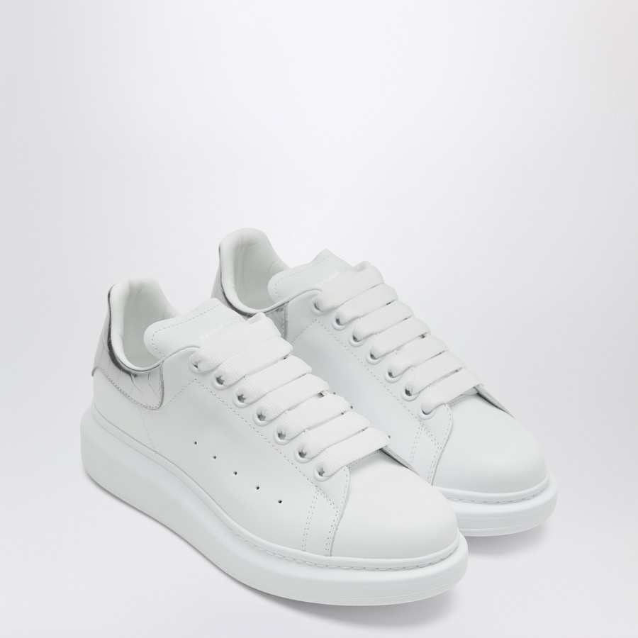 しろ Alexander McQueen oversized sneaker Silver Crocodile size US 6