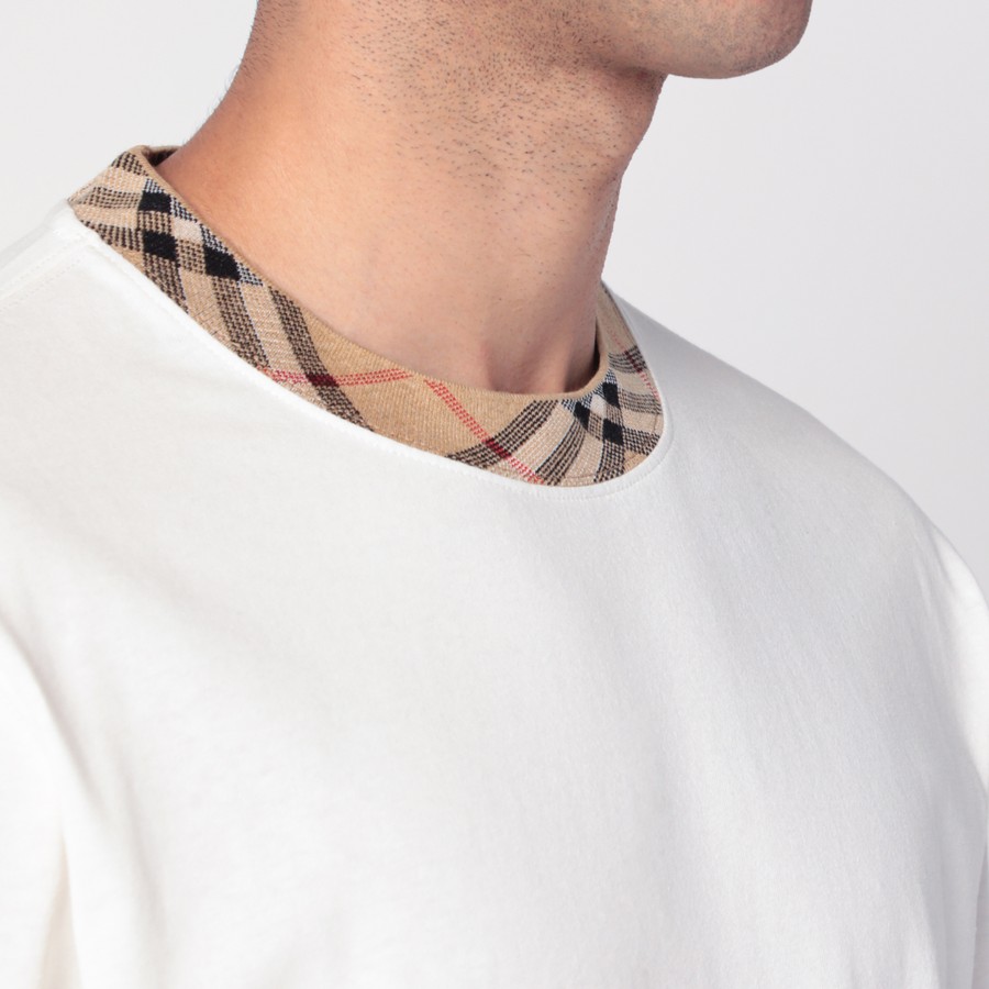 Tシャツ・カットソー Burberry White Cotton T-Shirt With Check Finishes Burberry White cotton T-shirt with Check finishes | TheDoubleF