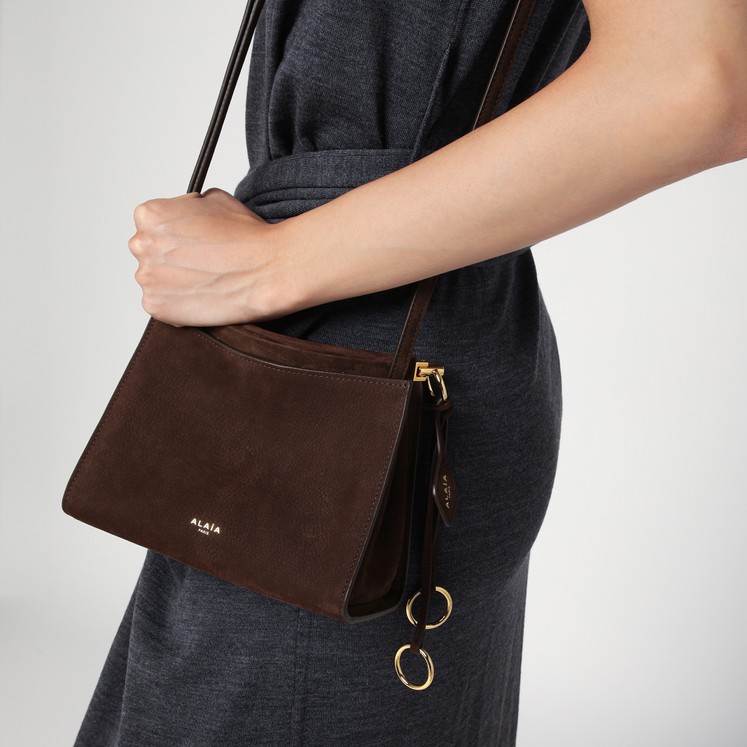 ショルダーバッグ・ポシェット ALAIA LE TECKEL SMALL BAG DARK RED BI-MATERIAL Alaïa Le Teckel small bag dark red bi-material | TheDoubleF