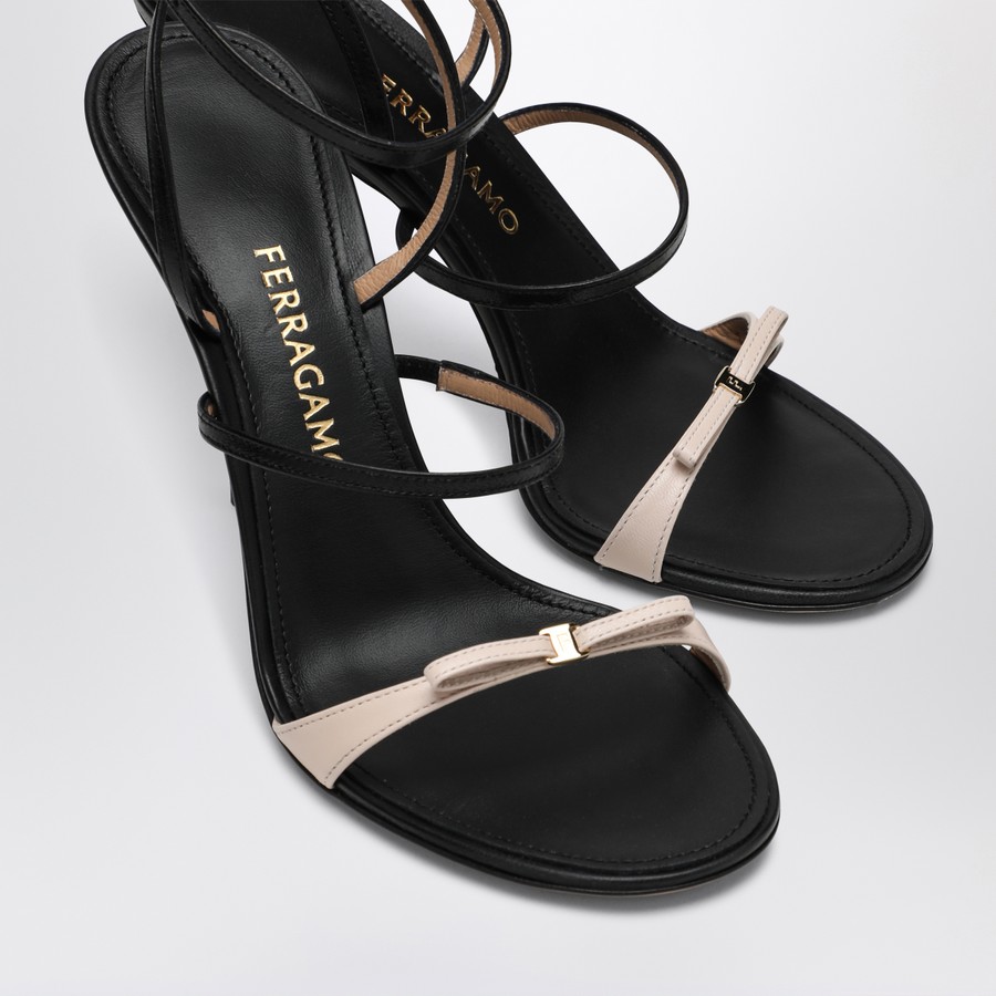 【関税&送料込】Ferragamo Ariel 95 Black Nude High Heels Ferragamo Ariel 95 black/nude high heels | TheDoubleF