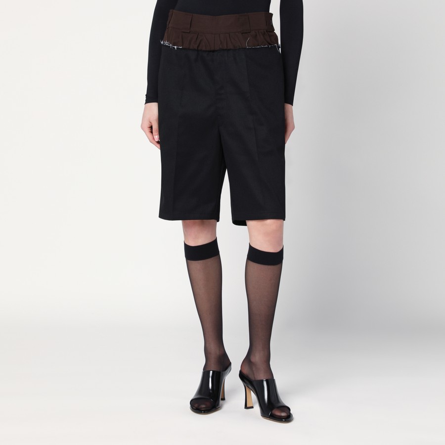 ショートパンツ MAISON MARGIELA Women Shorts  Burmudas S51KA0572 M35141859 Maison Margiela Bermuda shorts Anonymity of the lining