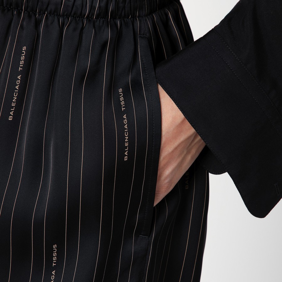 ボトムスその他 Balenciaga Soft pinstriped black pants with logo Balenciaga Soft pinstriped black pants with logo | TheDoubleF