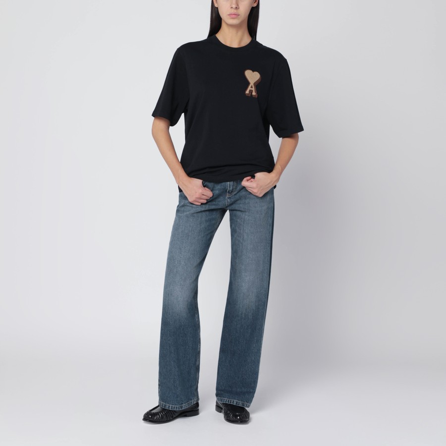 AMI PARIS エンボスロゴ MI DE COEUR Tシャツ ブラック Ami Paris Black Ami De Coeur T-shirt | TheDoubleF