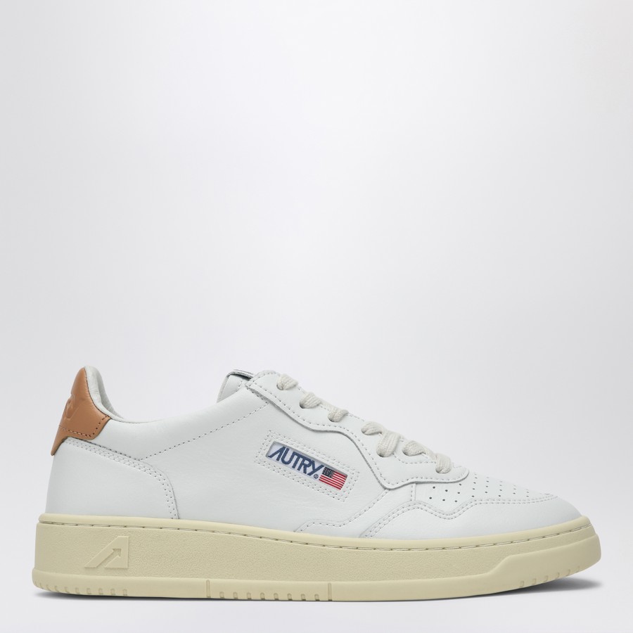 AUTRY Sneaker Medalist in pelle bianca/sabbia | TheDoubleF