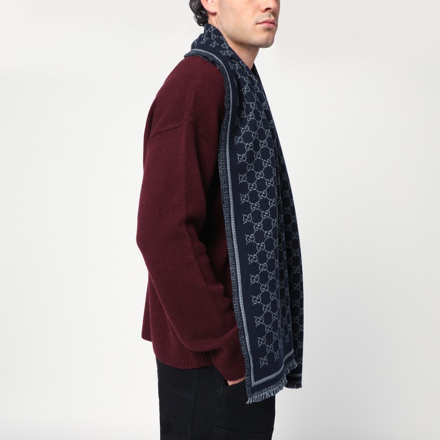 GUCCI Sciarpa in lana GG grigia/blu TheDoubleF