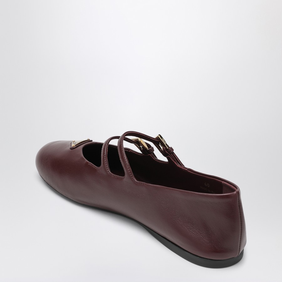 バレエシューズ PRADA BORDEAUX LEATHER BALLERINA WITH TRIANGLE LOGO Prada Bordeaux leather ballerina with triangle logo | TheDoubleF