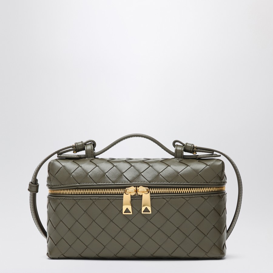 【関税込★人気商品】BOTTEGA VENETA Bang Bang バニティケース Bottega Veneta Bang Bang Vanity Case Cypress bag | TheDoubleF